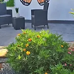 Lower Floor In Flor Do Campo - Apartment *